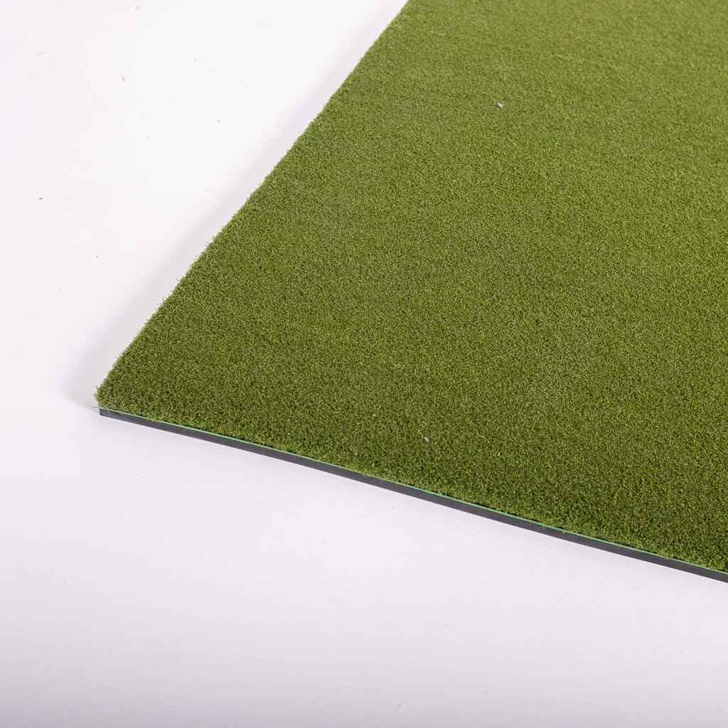GolfBays Nylon Winter Insert Tee Mat 1.5m x 1.5m (4'11 x 4'11)