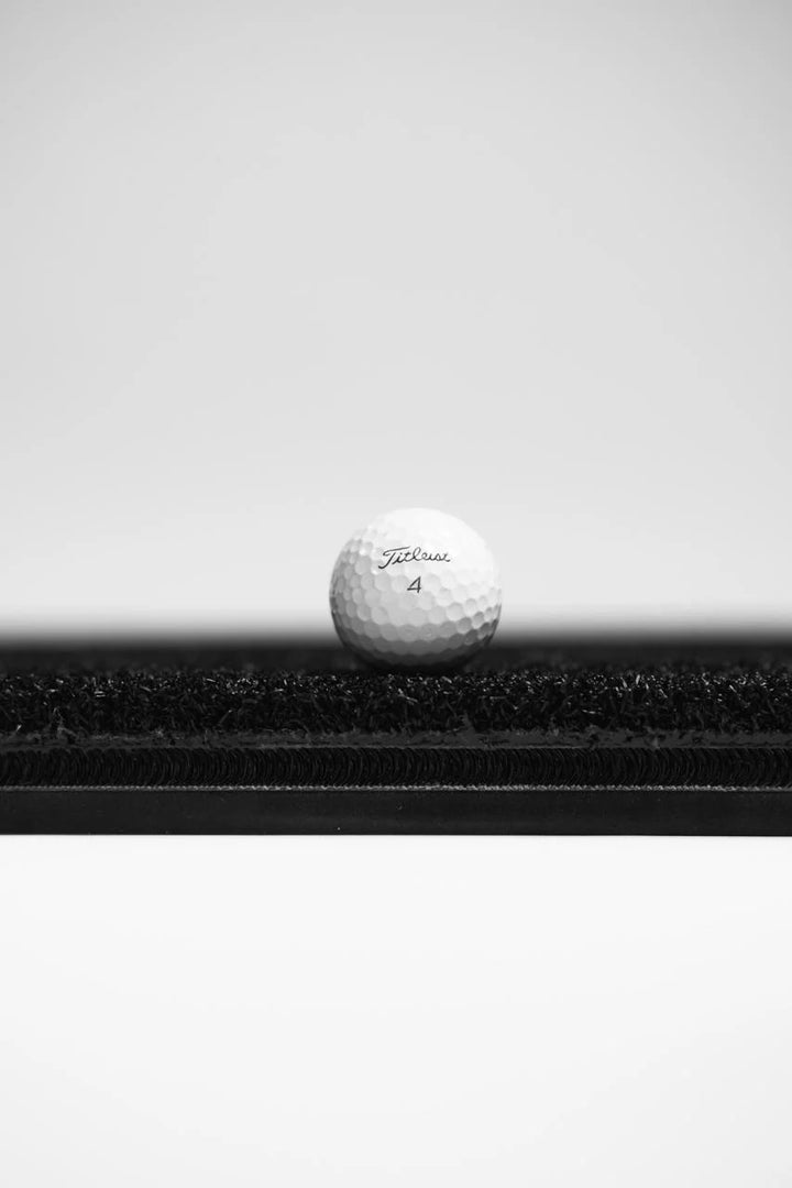 GolfBays Premium Black Hitting Mat 1.5m x 1.5m (4'11 x 4'11)