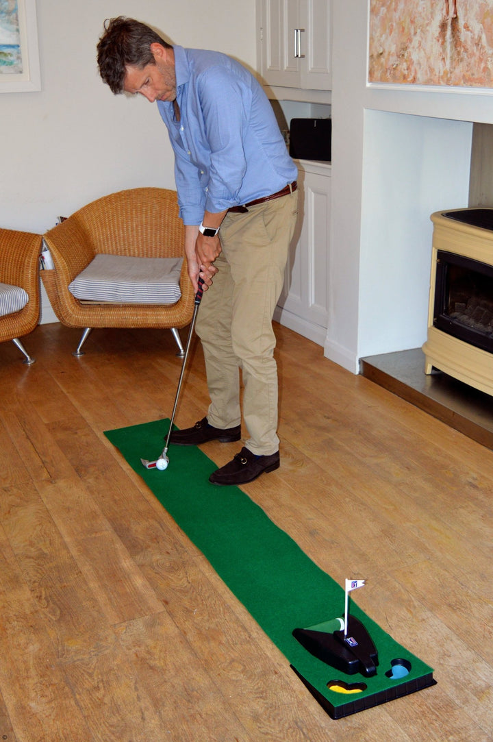 PGA TOUR 6ft Auto Putting Mat - Open Golfer