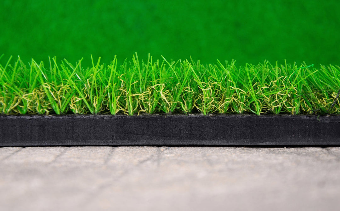 PGA TOUR Augusta Putting Mat - Open Golfer