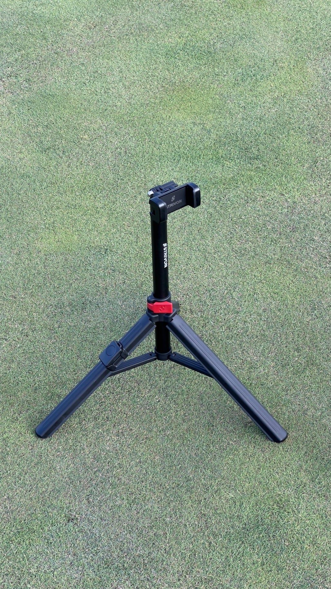 Portable STRIVON POD Pro Pack training system for golfers