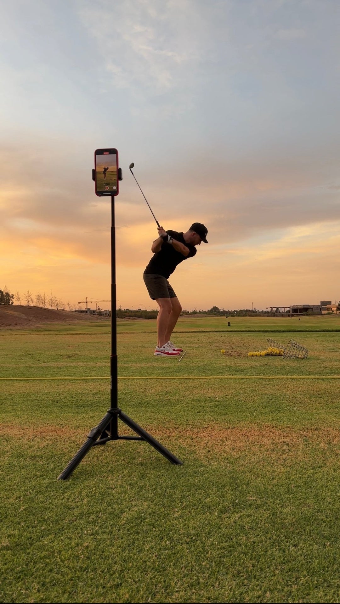 STRIVON POD Pro Pack in back garden practice setup with golf net